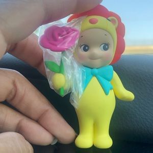 Limited edition SOMNY ANGEL flower gift!